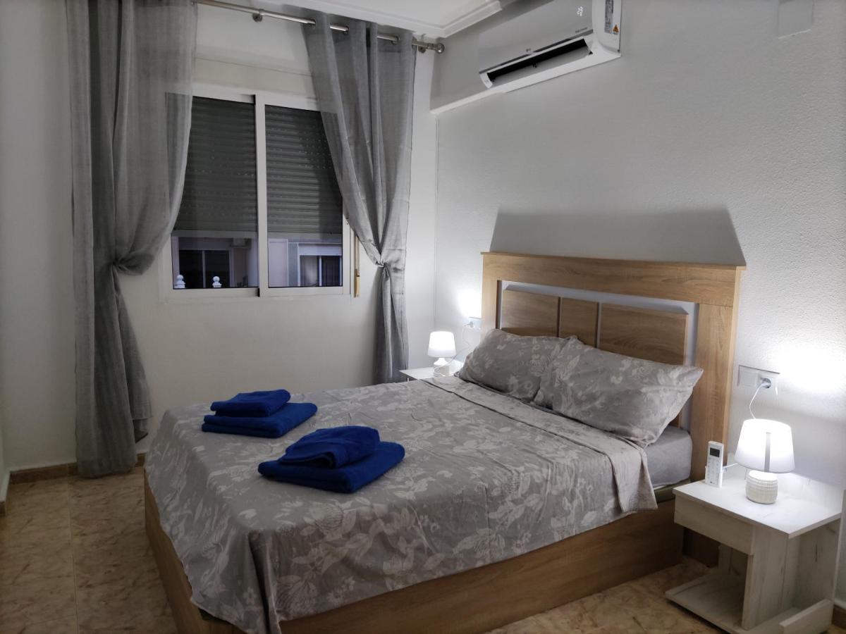 Julia'S Paradise Apartment Torrevieja Exterior photo